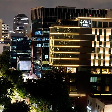AONE Hotel Jakarta Buitenkant foto